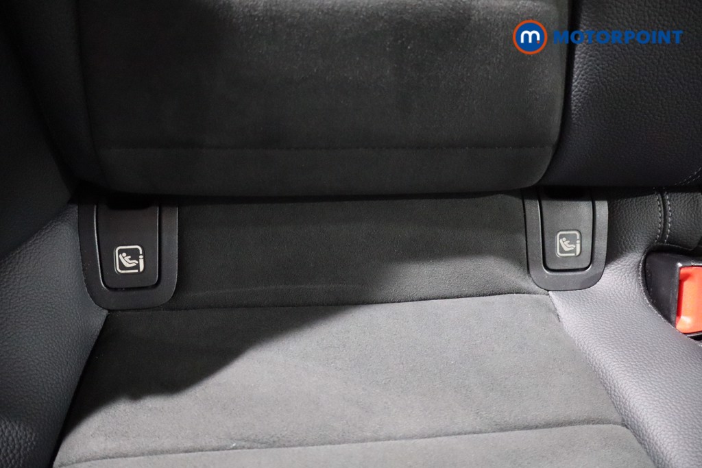 Mercedes-Benz E Class Amg Line Night Edition Automatic Diesel Saloon - Stock Number (1577219) - 30th supplementary image