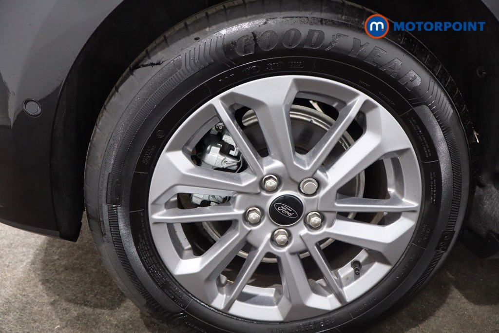 Ford Focus Titanium Automatic Petrol-Electric Hybrid Hatchback - Stock Number (1577401) - 9th supplementary image