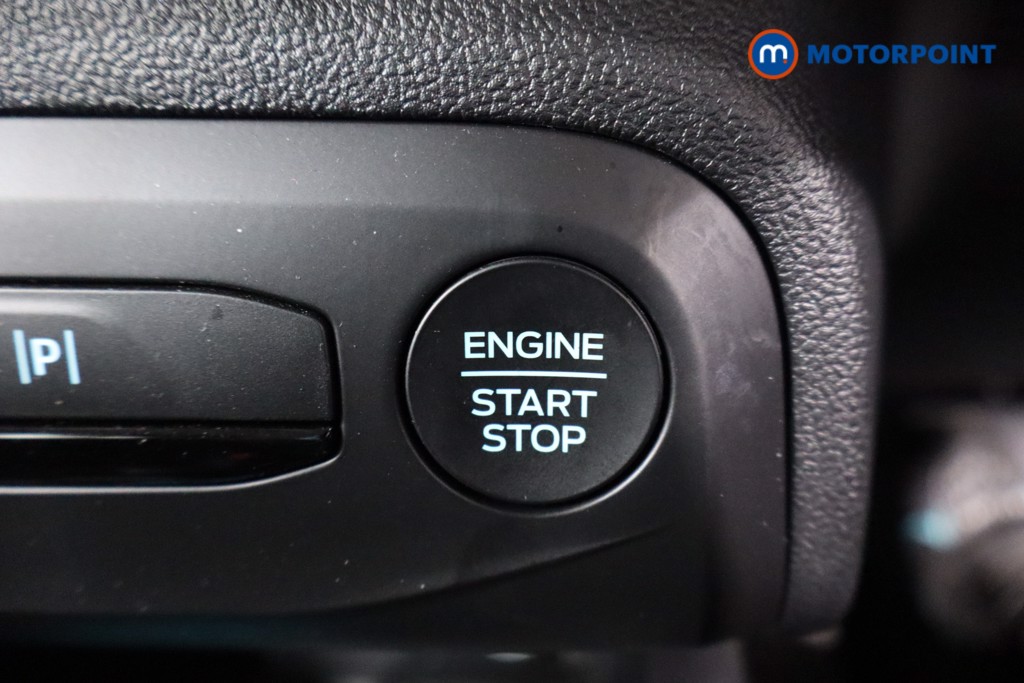 Ford Focus Titanium Automatic Petrol-Electric Hybrid Hatchback - Stock Number (1577401) - 13th supplementary image