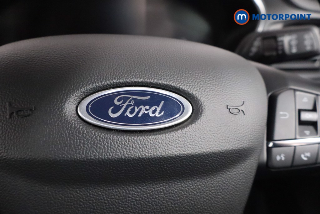 Ford Focus Titanium Automatic Petrol-Electric Hybrid Hatchback - Stock Number (1577401) - 17th supplementary image