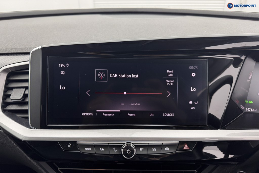 Vauxhall Grandland Ultimate Automatic Petrol SUV - Stock Number (1543529) - 2nd supplementary image