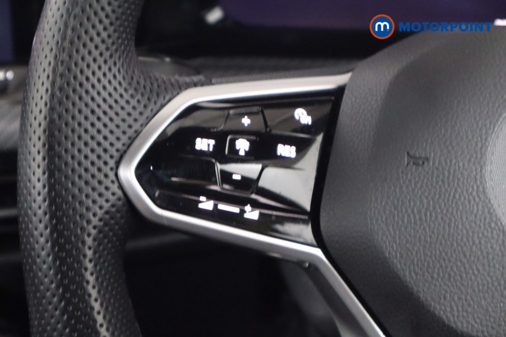 Volkswagen Golf R-Line Manual Petrol Hatchback - Stock Number (1548448) - 7th supplementary image