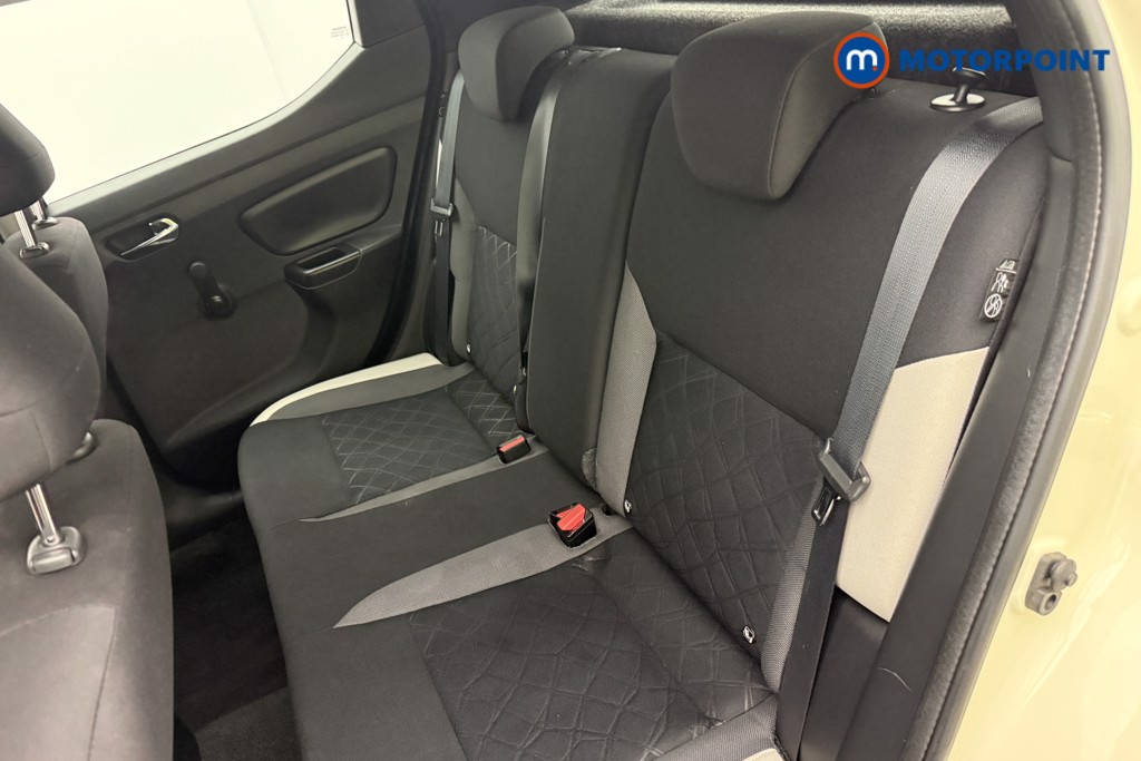 Nissan Micra Acenta Limited Edition Manual Petrol Hatchback - Stock Number (1556672) - 4th supplementary image