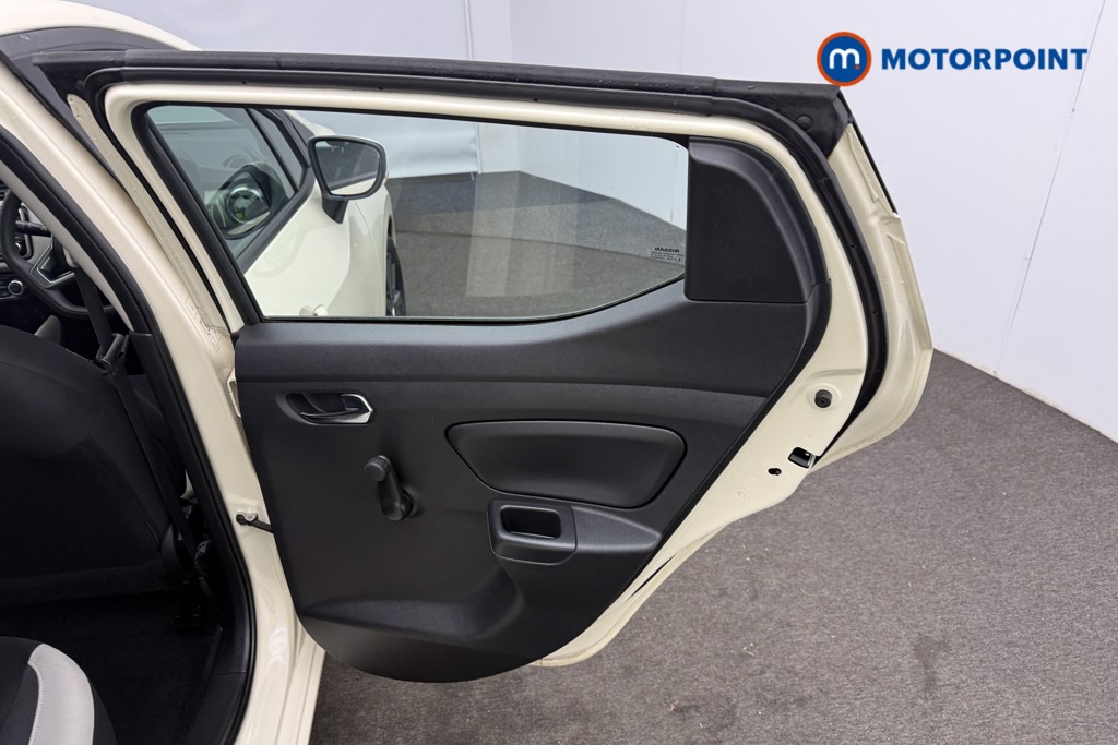Nissan Micra Acenta Limited Edition Manual Petrol Hatchback - Stock Number (1556672) - 12th supplementary image
