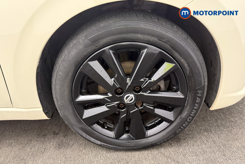 Nissan Micra Acenta Limited Edition Manual Petrol Hatchback - Stock Number (1556672) - 29th supplementary image