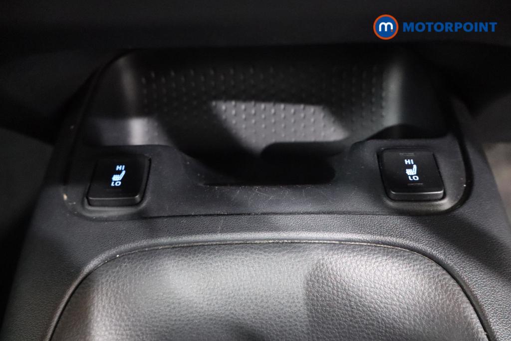 Toyota Corolla Icon Tech Automatic Petrol-Electric Hybrid Estate - Stock Number (1560128) - 3rd supplementary image