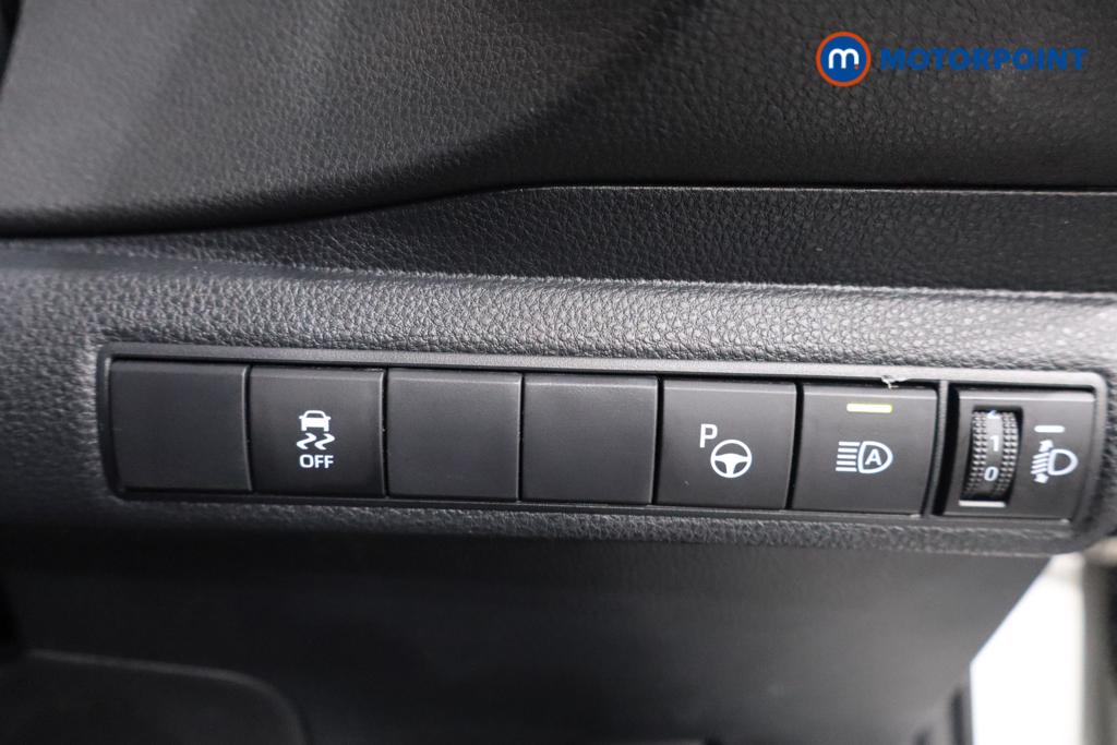 Toyota Corolla Icon Tech Automatic Petrol-Electric Hybrid Estate - Stock Number (1560128) - 11th supplementary image