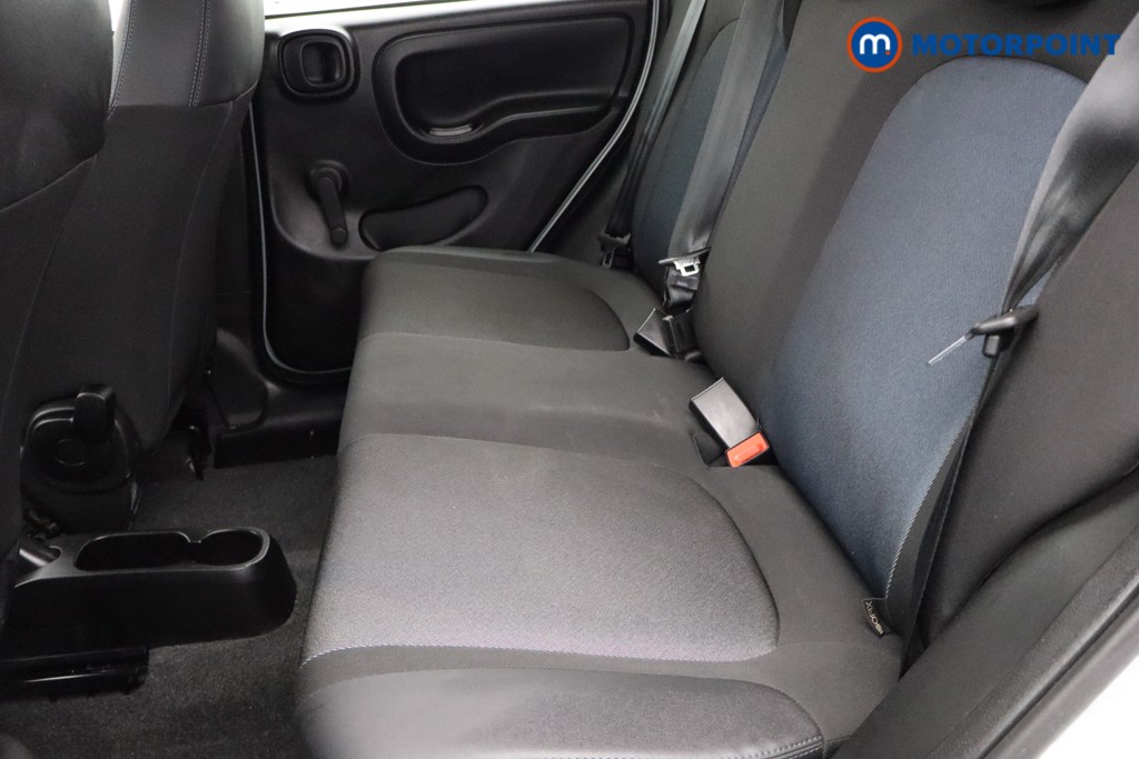 Fiat Panda City Cross Manual Petrol-Electric Hybrid Hatchback - Stock Number (1562236) - 16th supplementary image