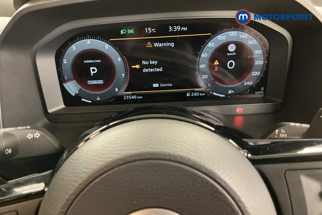 Nissan Qashqai Tekna Automatic Petrol SUV - Stock Number (1565685) - 9th supplementary image
