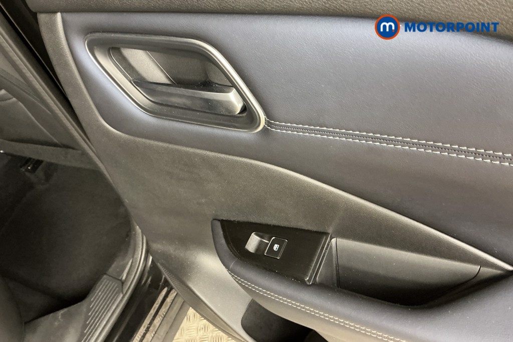 Nissan Qashqai Tekna Automatic Petrol SUV - Stock Number (1565685) - 27th supplementary image