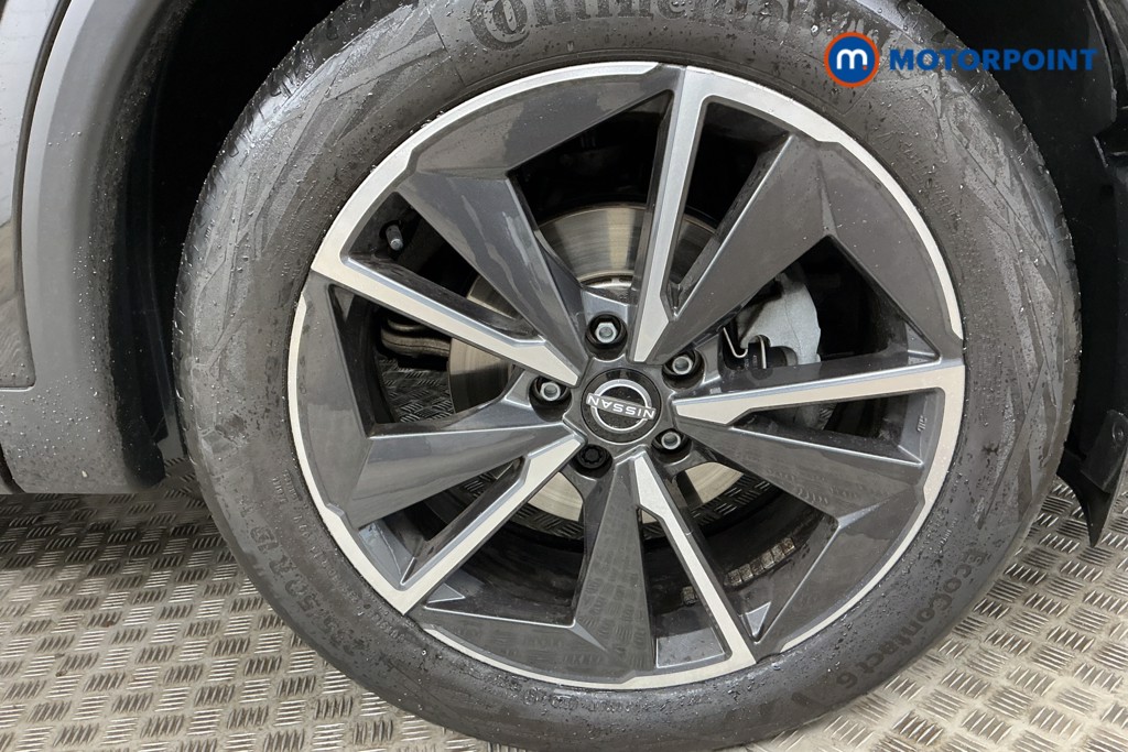 Nissan Qashqai Tekna Automatic Petrol SUV - Stock Number (1565685) - 32nd supplementary image