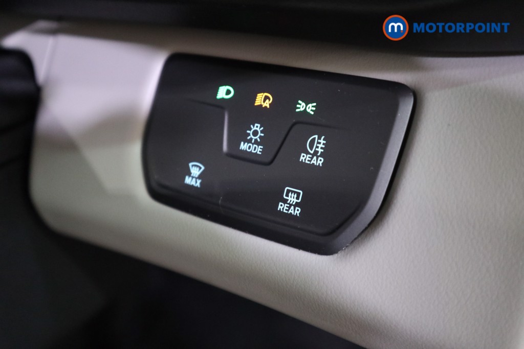 Ford Explorer Select Automatic Electric SUV - Stock Number (1566227) - 8th supplementary image