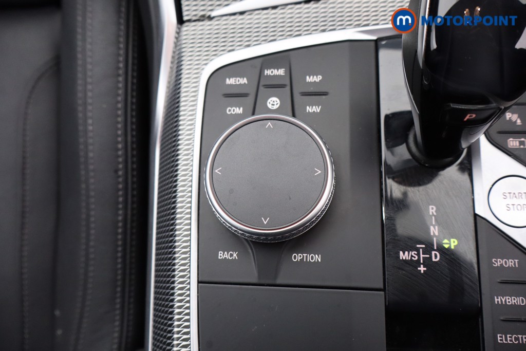 BMW 3 Series M Sport Automatic Petrol Plug-In Hybrid Estate - Stock Number (1566337) - 13th supplementary image