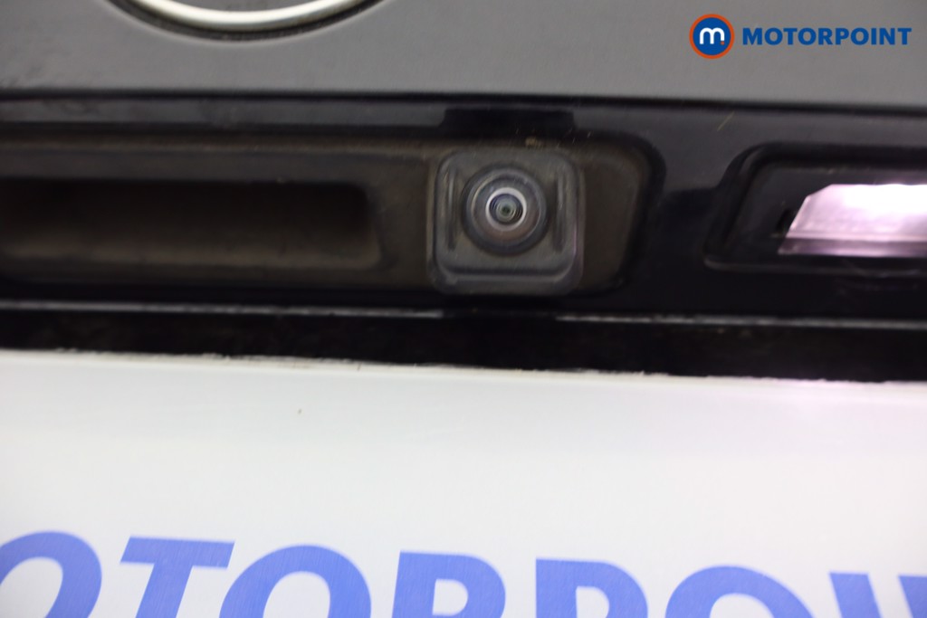 BMW 3 Series M Sport Automatic Petrol Plug-In Hybrid Estate - Stock Number (1566337) - 24th supplementary image