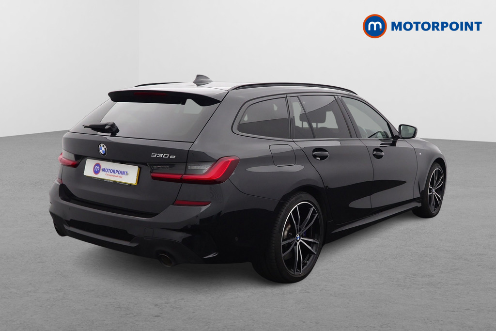 BMW 3 Series M Sport Automatic Petrol Plug-In Hybrid Estate - Stock Number (1566337) - Drivers side rear corner