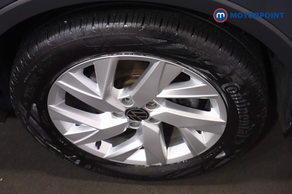 Volkswagen Tiguan Life Automatic Petrol SUV - Stock Number (1566425) - 11th supplementary image