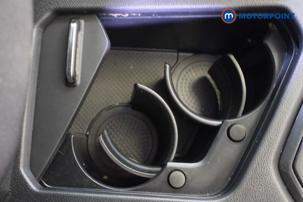 Volkswagen Tiguan Life Automatic Petrol SUV - Stock Number (1566425) - 23rd supplementary image