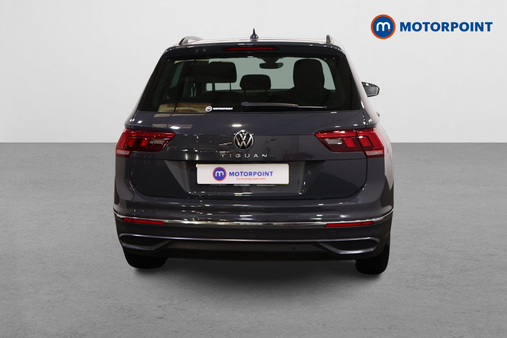Volkswagen Tiguan Life Automatic Petrol SUV - Stock Number (1566425) - Rear bumper