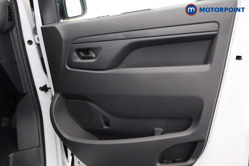 Vauxhall Vivaro Prime Manual Diesel Panel Van - Stock Number (1567034) - 12th supplementary image