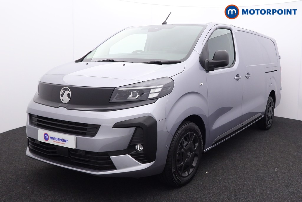 Vauxhall Vivaro PRO Manual Diesel Panel Van - Stock Number (1567152) - Passenger side front corner