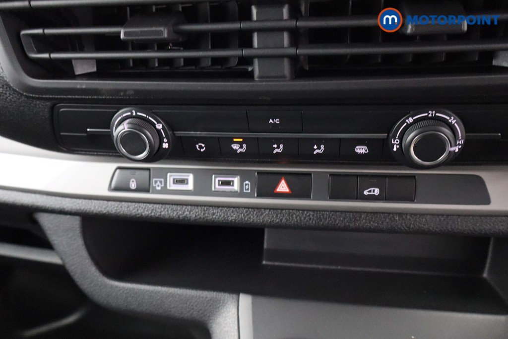 Vauxhall Vivaro PRO Manual Diesel Panel Van - Stock Number (1567152) - 9th supplementary image
