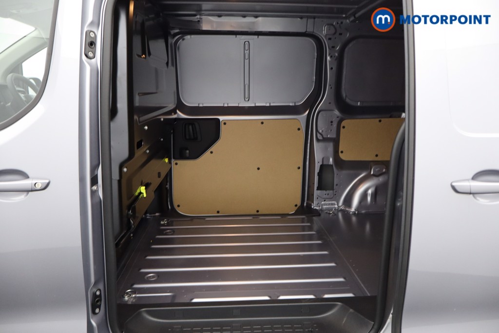 Vauxhall Vivaro PRO Manual Diesel Panel Van - Stock Number (1567152) - 18th supplementary image
