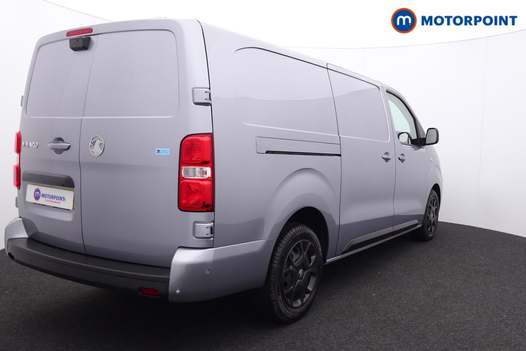 Vauxhall Vivaro PRO Manual Diesel Panel Van - Stock Number (1567152) - Drivers side rear corner