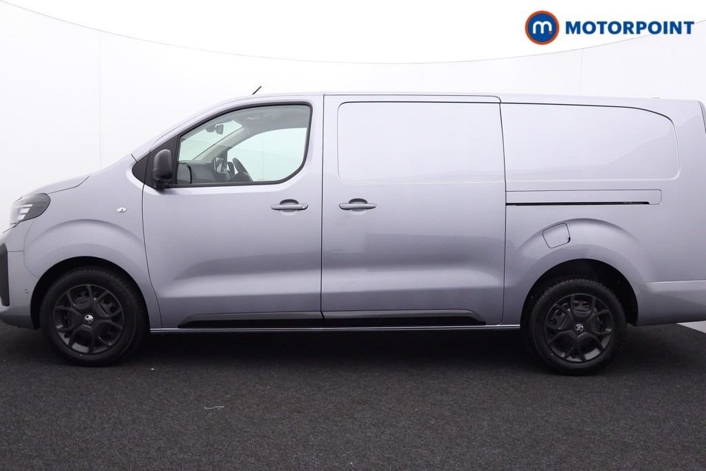 Vauxhall Vivaro PRO Manual Diesel Panel Van - Stock Number (1567152) - Passenger side
