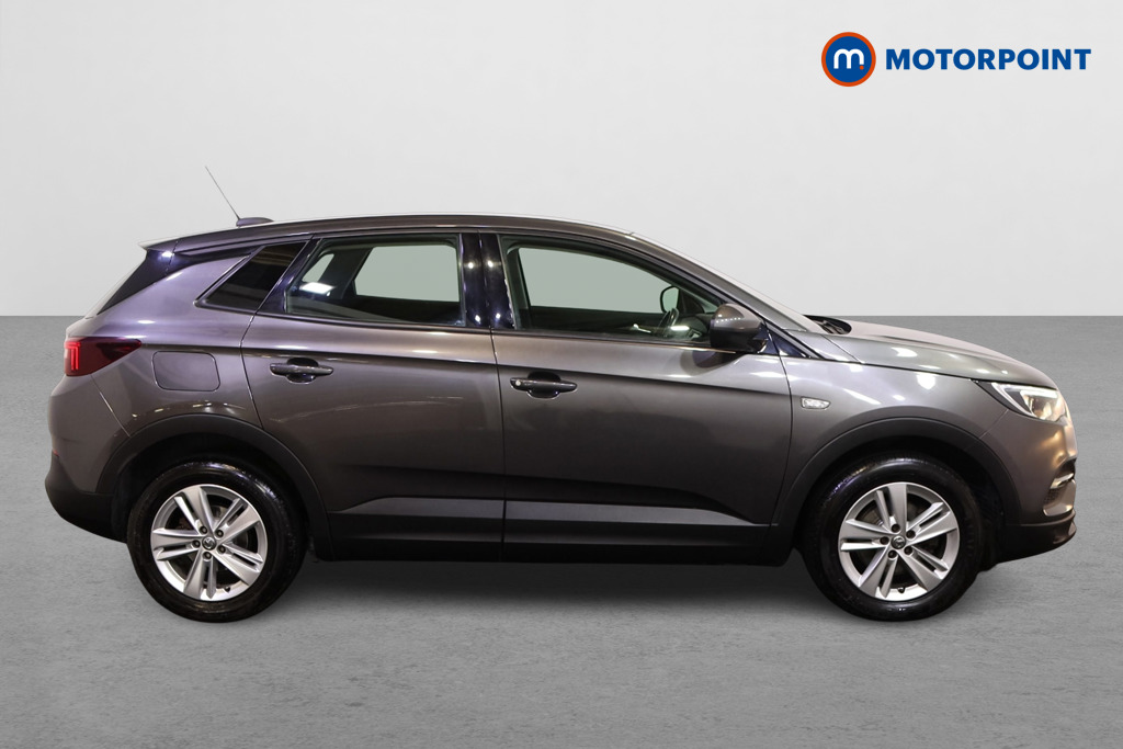 Vauxhall Grandland X SE Manual Diesel SUV - Stock Number (1568058) - Drivers side