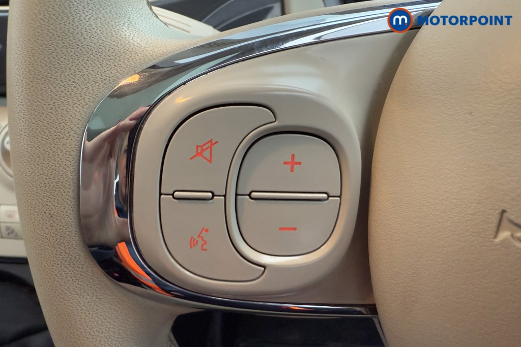 Fiat 500 Lounge Manual Petrol-Electric Hybrid Hatchback - Stock Number (1568434) - 3rd supplementary image