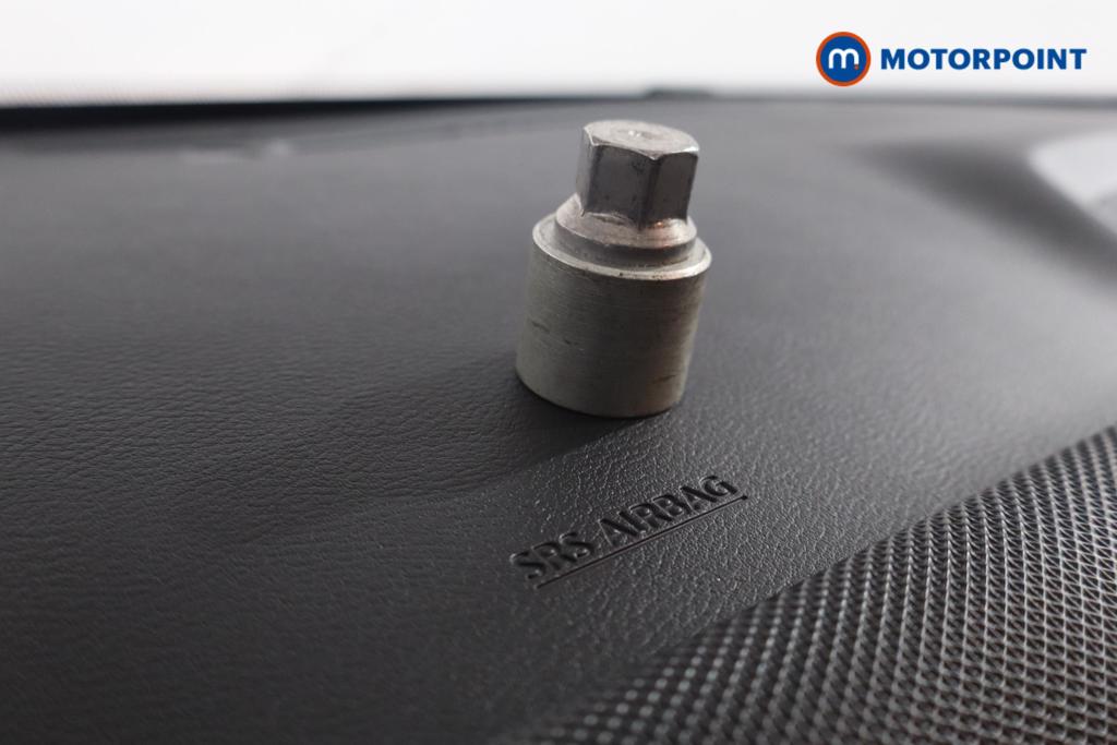 Nissan Juke Acenta Manual Petrol SUV - Stock Number (1568989) - 15th supplementary image