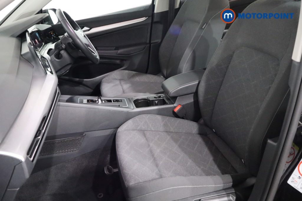 Volkswagen Golf Life Automatic Diesel Hatchback - Stock Number (1570130) - 4th supplementary image