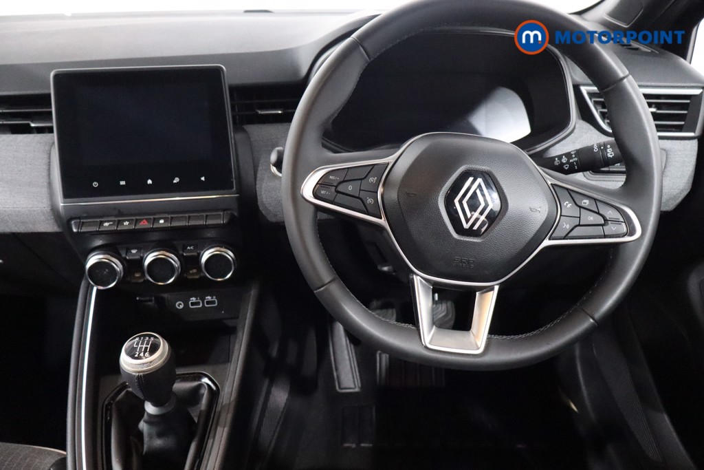 Renault Clio Techno Manual Petrol Hatchback - Stock Number (1570193) - 3rd supplementary image