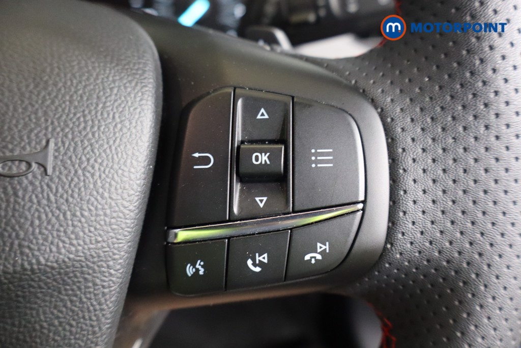 Ford Focus St-Line Automatic Petrol-Electric Hybrid Estate - Stock Number (1570200) - 16th supplementary image