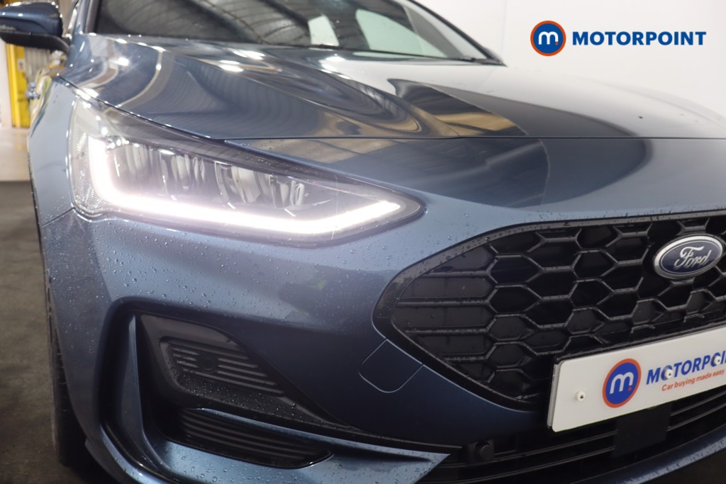 Ford Focus St-Line Automatic Petrol-Electric Hybrid Estate - Stock Number (1570200) - 30th supplementary image
