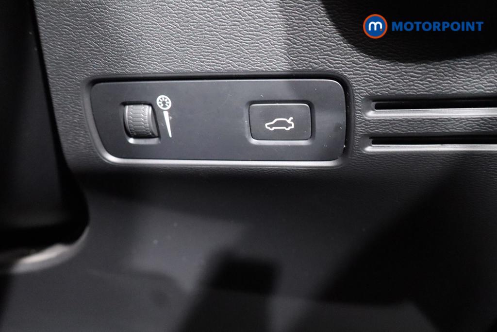 Volvo Xc40 Twin Automatic Electric SUV - Stock Number (1570220) - 10th supplementary image