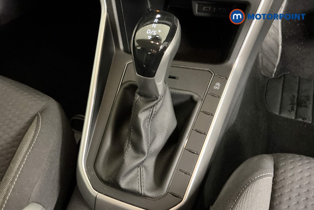 Volkswagen Polo Life Automatic Petrol Hatchback - Stock Number (1570230) - 15th supplementary image