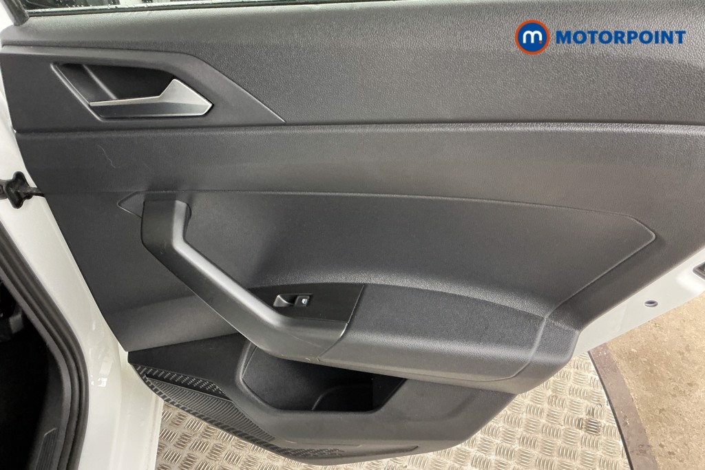 Volkswagen Polo Life Automatic Petrol Hatchback - Stock Number (1570230) - 24th supplementary image