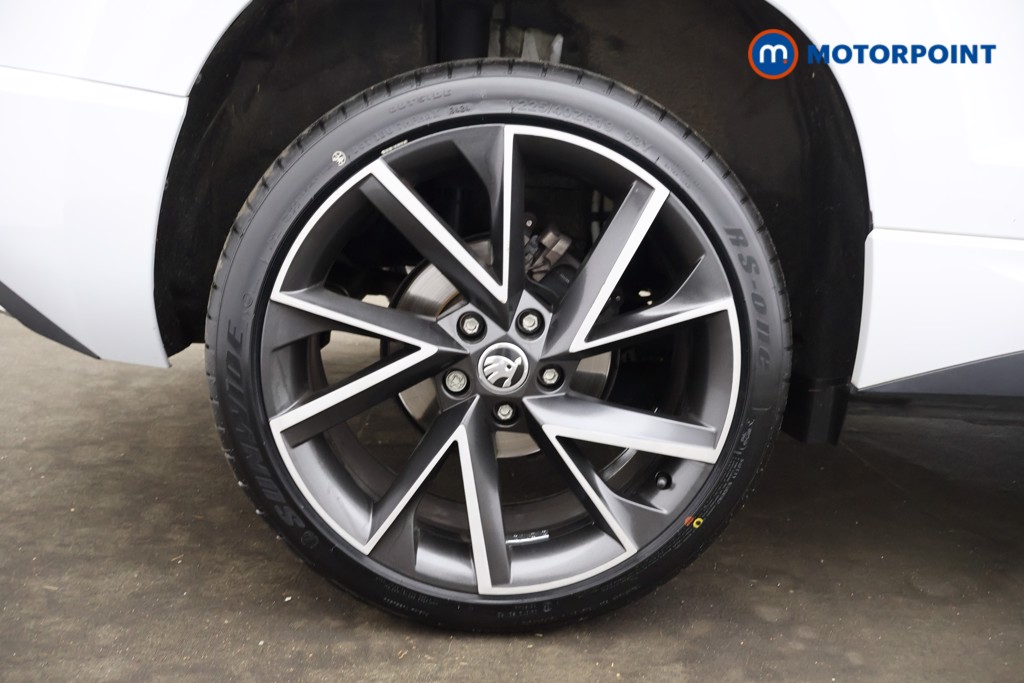 Skoda Karoq Sport Line Automatic Petrol SUV - Stock Number (1570264) - 16th supplementary image