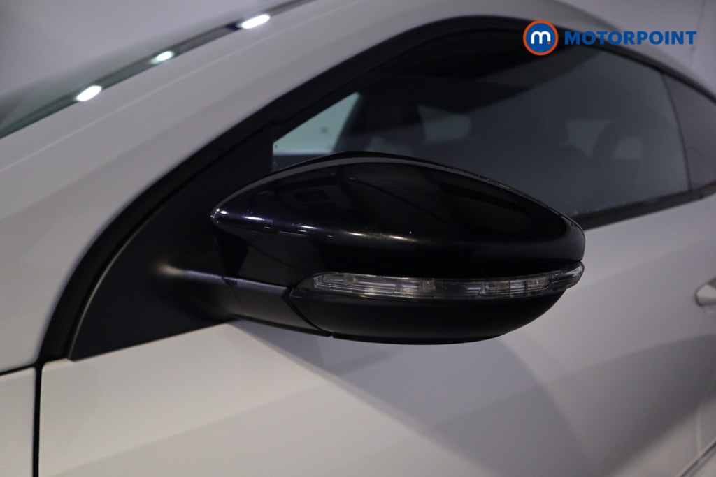 Volkswagen Scirocco R-Line Black Edition Automatic Diesel Coupe - Stock Number (1570461) - 25th supplementary image