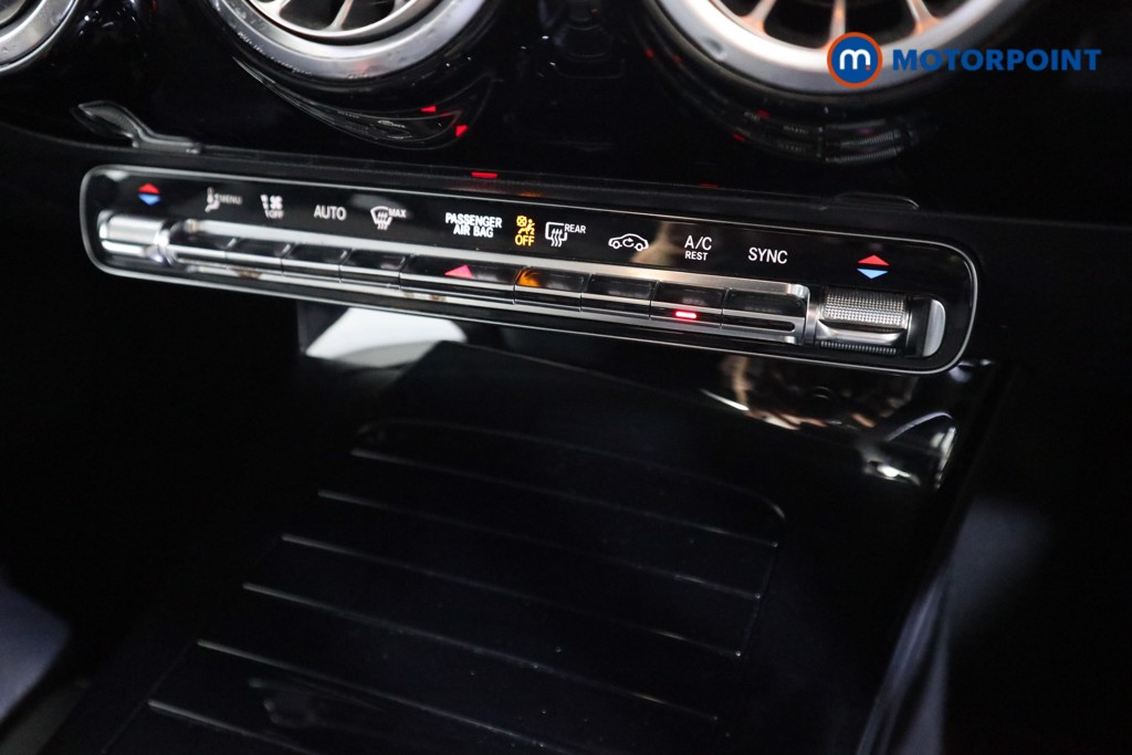 Mercedes-Benz CLA Amg Line Automatic Diesel Estate - Stock Number (1570522) - 7th supplementary image