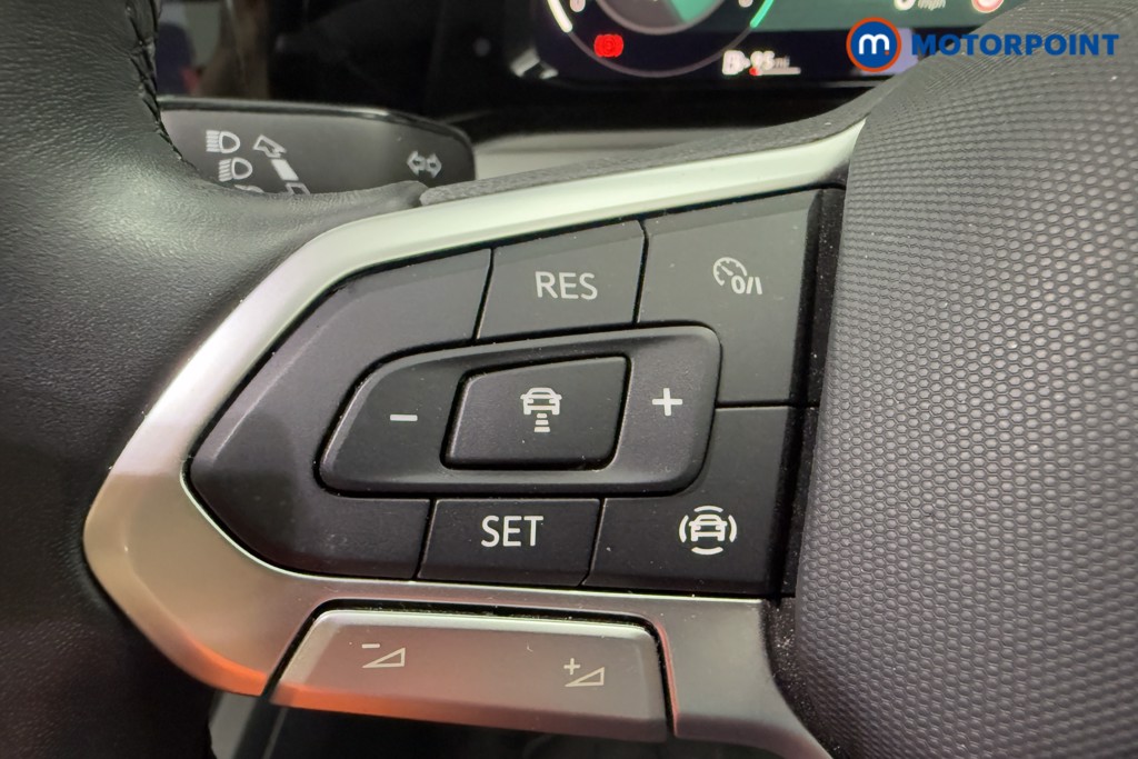 Volkswagen Golf Life Manual Petrol Hatchback - Stock Number (1570667) - 4th supplementary image