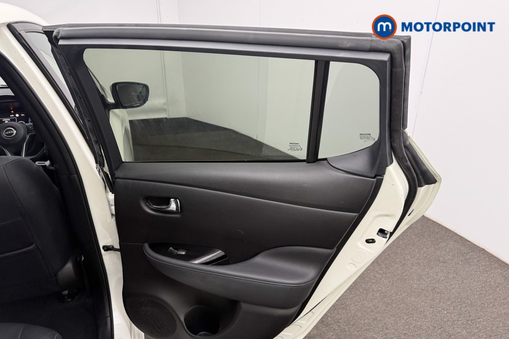 Nissan Leaf Tekna Automatic Electric Hatchback - Stock Number (1570816) - 12th supplementary image