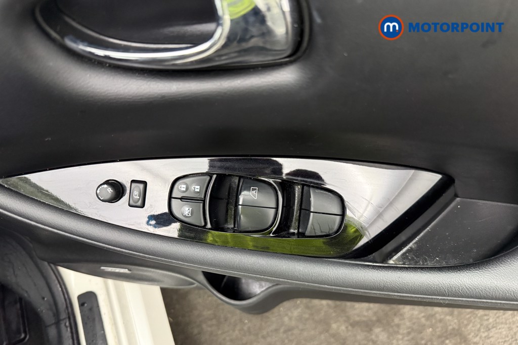 Nissan Leaf Tekna Automatic Electric Hatchback - Stock Number (1570816) - 14th supplementary image