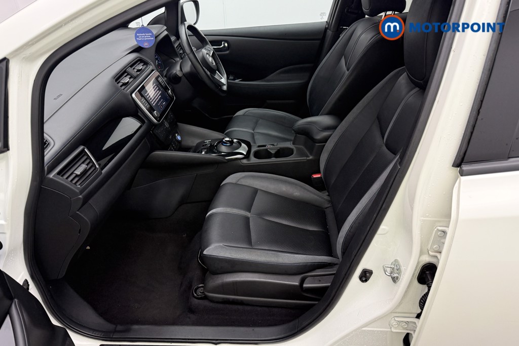 Nissan Leaf Tekna Automatic Electric Hatchback - Stock Number (1570816) - 1st supplementary image