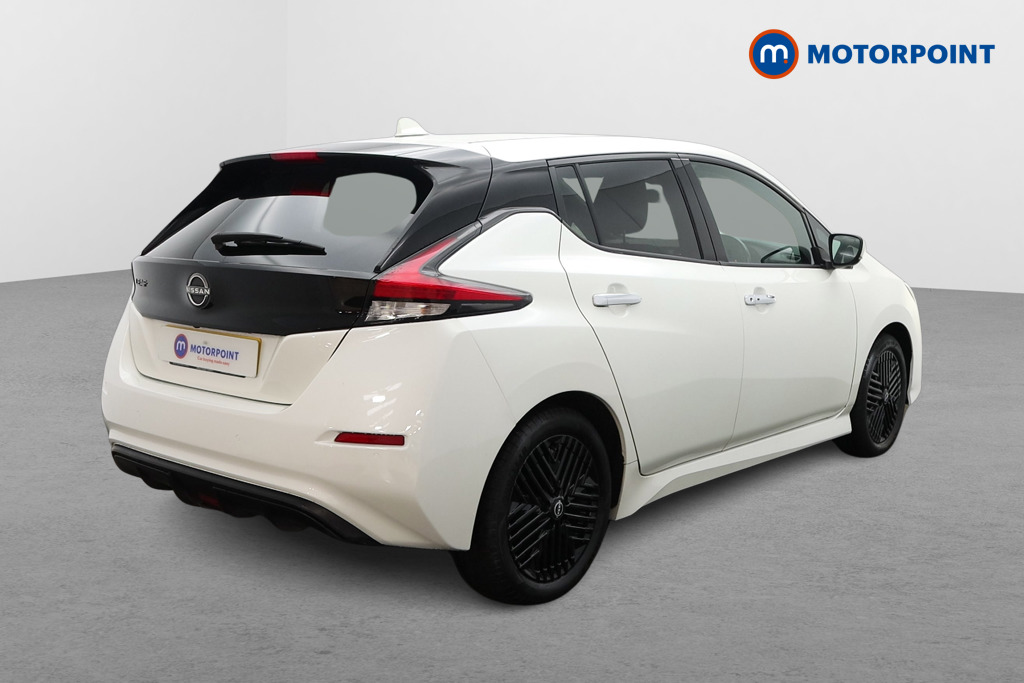 Nissan Leaf Tekna Automatic Electric Hatchback - Stock Number (1570816) - Drivers side rear corner