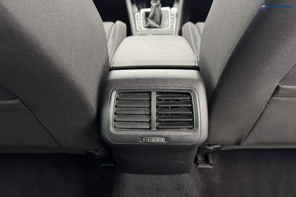 Volkswagen Golf R Automatic Petrol Estate - Stock Number (1570909) - 18th supplementary image