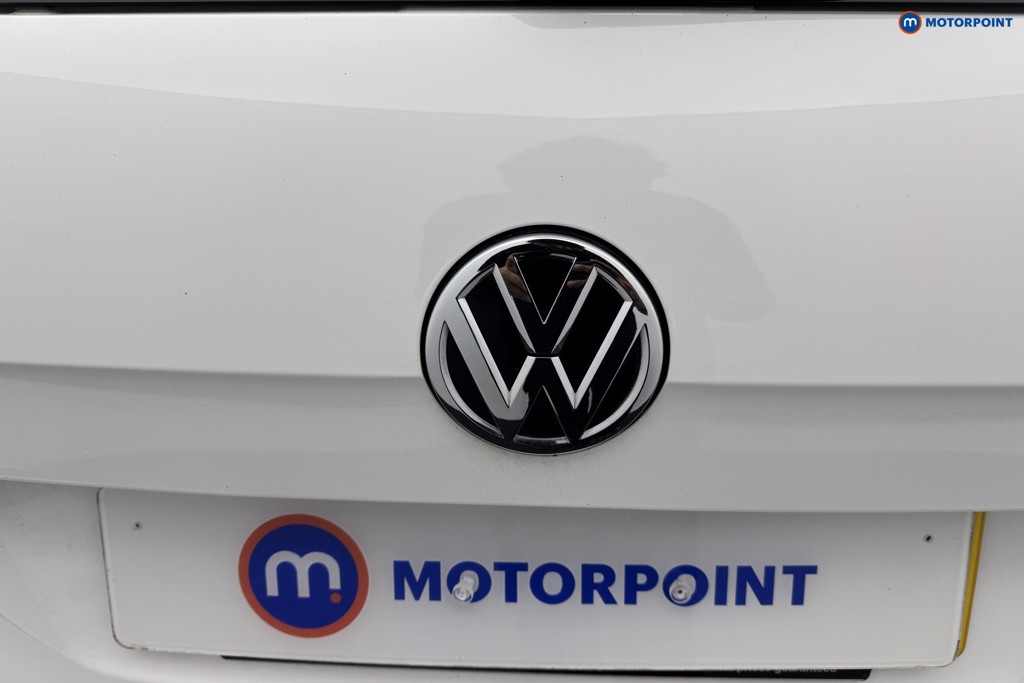 Volkswagen Golf R Automatic Petrol Estate - Stock Number (1570909) - 19th supplementary image
