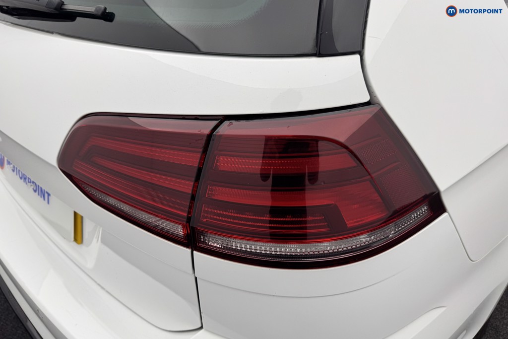 Volkswagen Golf R Automatic Petrol Estate - Stock Number (1570909) - 21st supplementary image
