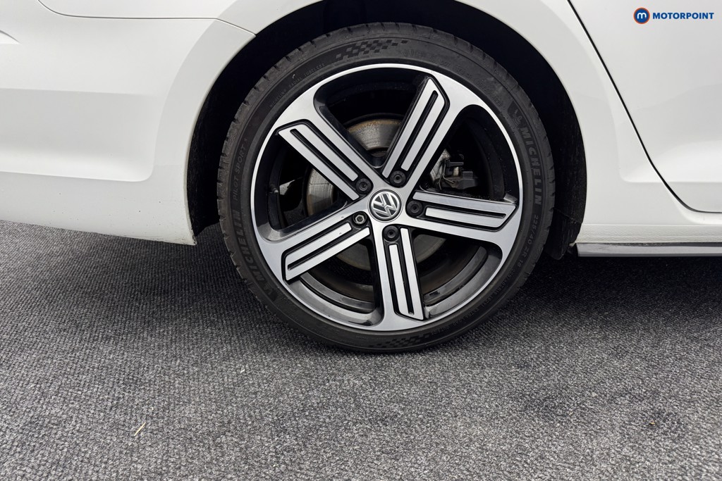 Volkswagen Golf R Automatic Petrol Estate - Stock Number (1570909) - 28th supplementary image